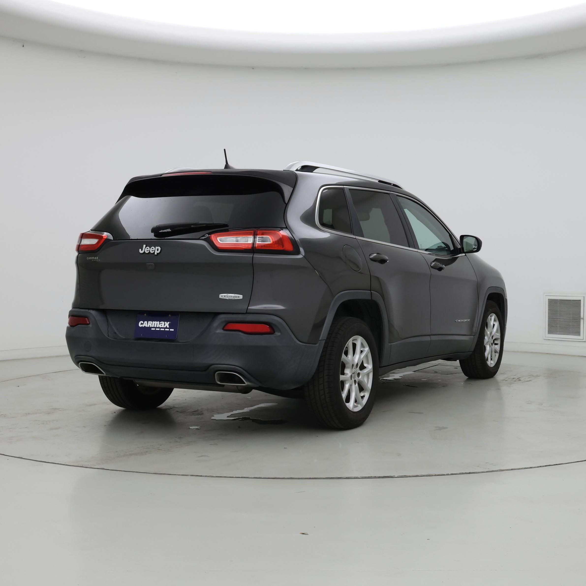 Thumbnail: 2016 Jeep Cherokee - 8