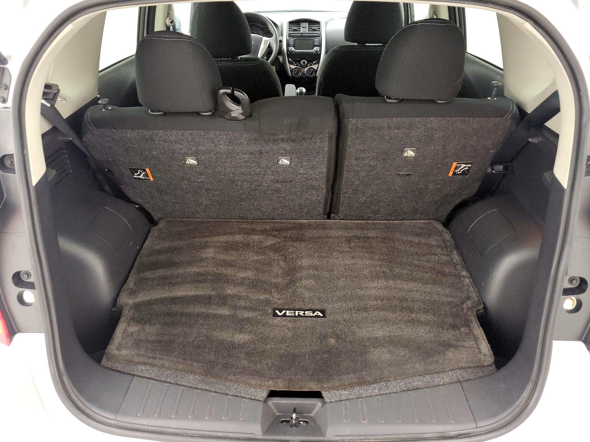 Thumbnail: 2015 Nissan Versa Note - 19