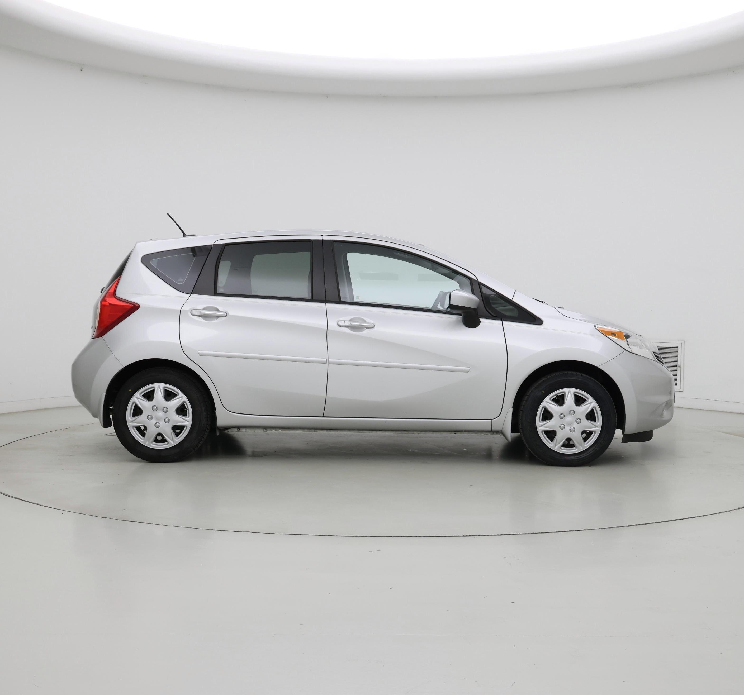 Thumbnail: 2015 Nissan Versa Note - 7