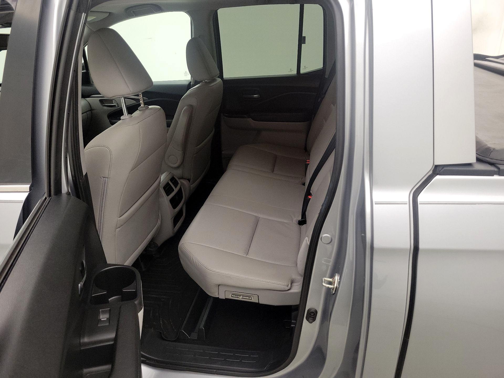 Thumbnail: 2019 Honda Ridgeline - 20