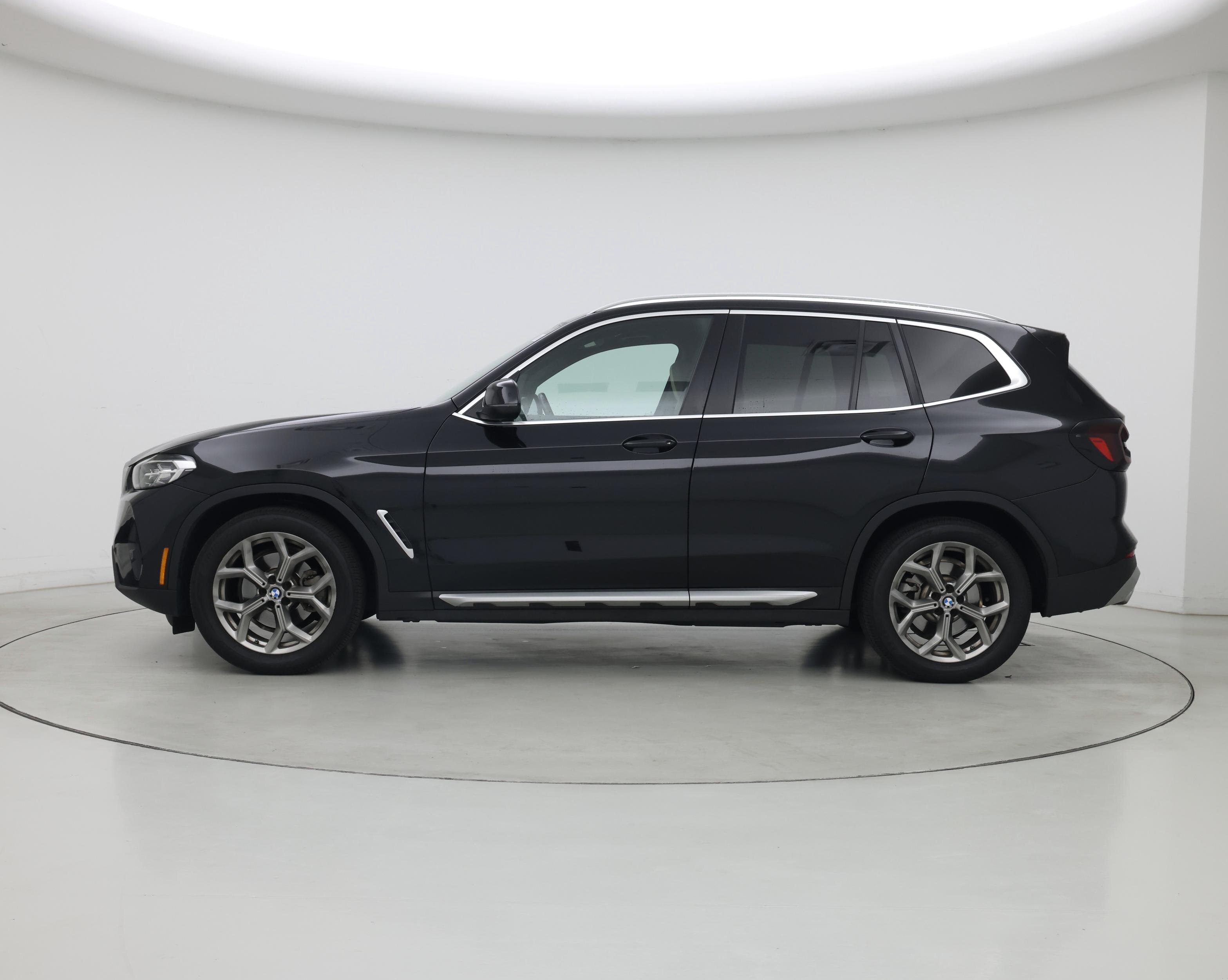 Thumbnail: 2022 BMW X3 - 3
