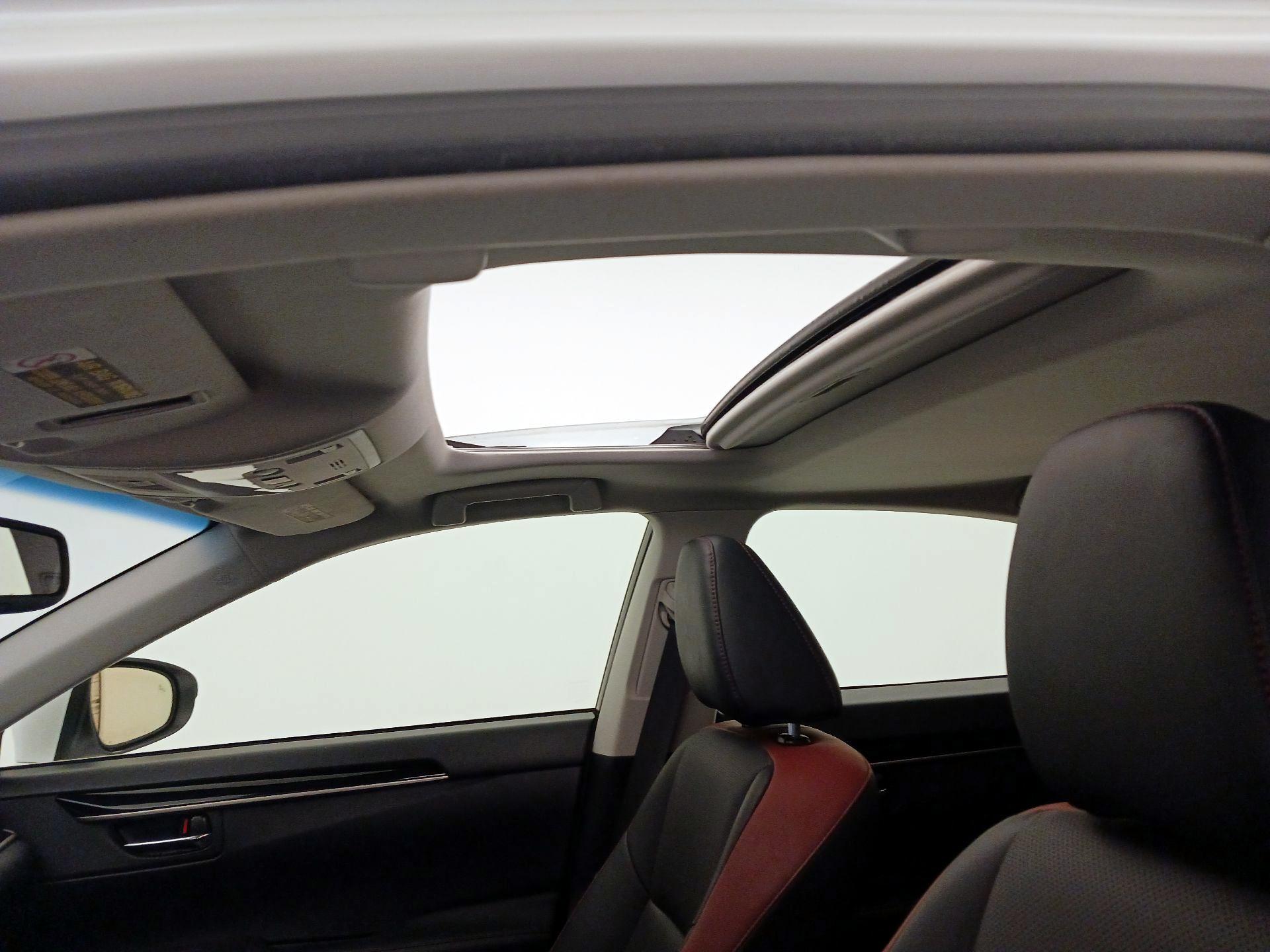 Thumbnail: 2015 Lexus ES - 20