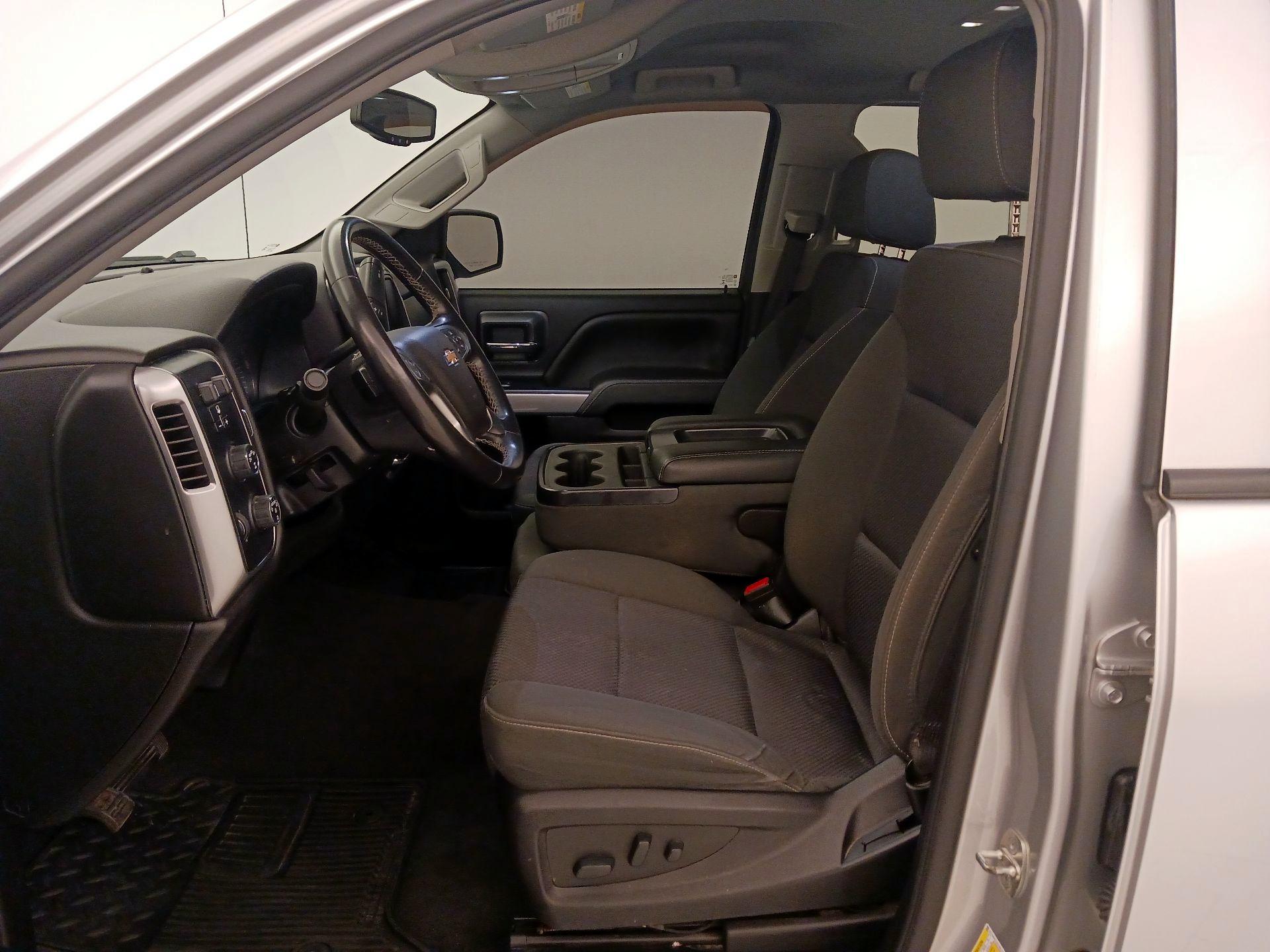 Thumbnail: 2019 Chevrolet Silverado 1500 - 11
