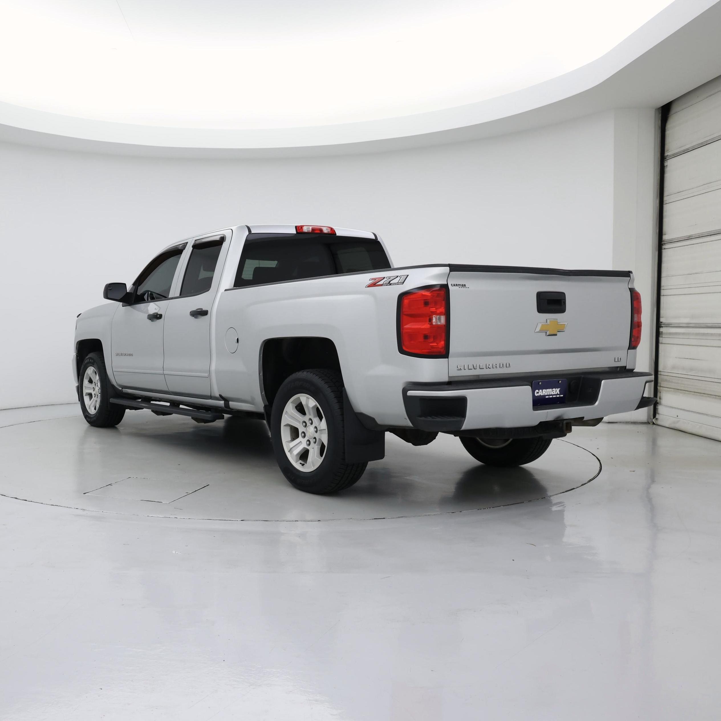 Thumbnail: 2019 Chevrolet Silverado 1500 - 2