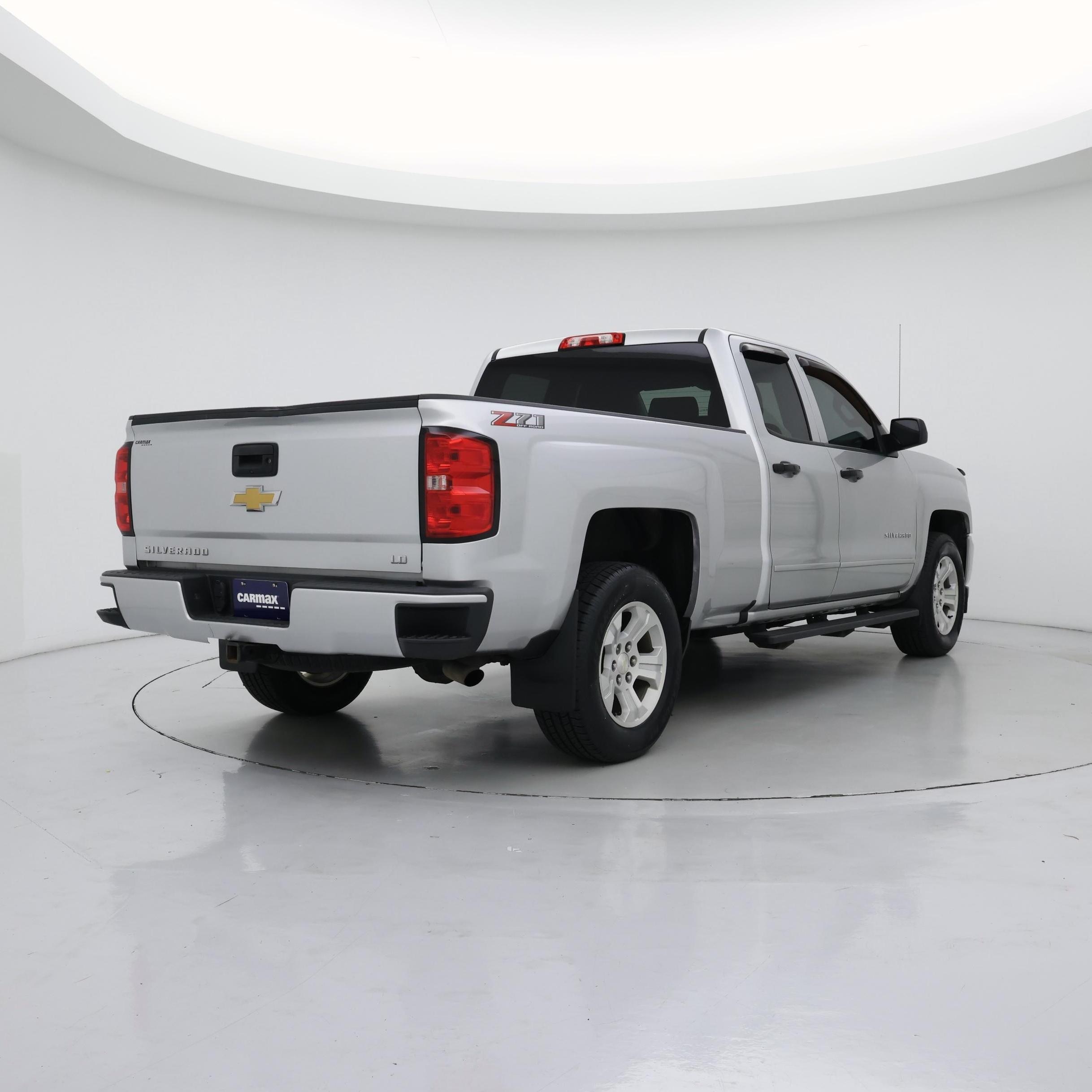 Thumbnail: 2019 Chevrolet Silverado 1500 - 8