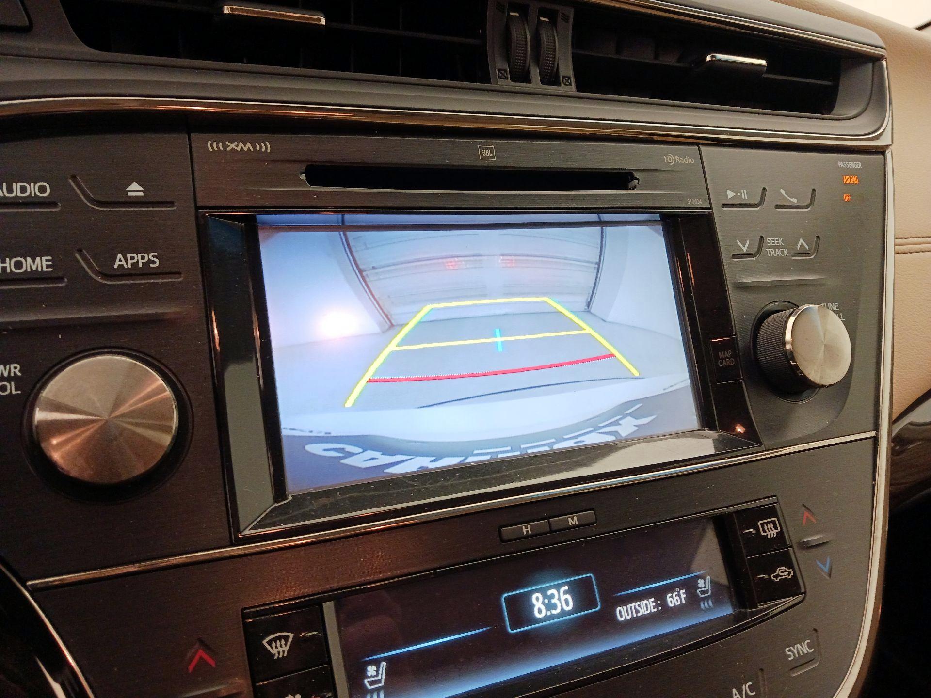 Thumbnail: 2015 Toyota Avalon - 14