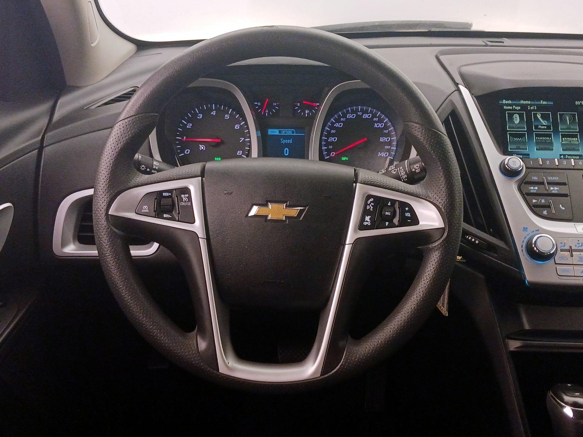 Thumbnail: 2016 Chevrolet Equinox - 10