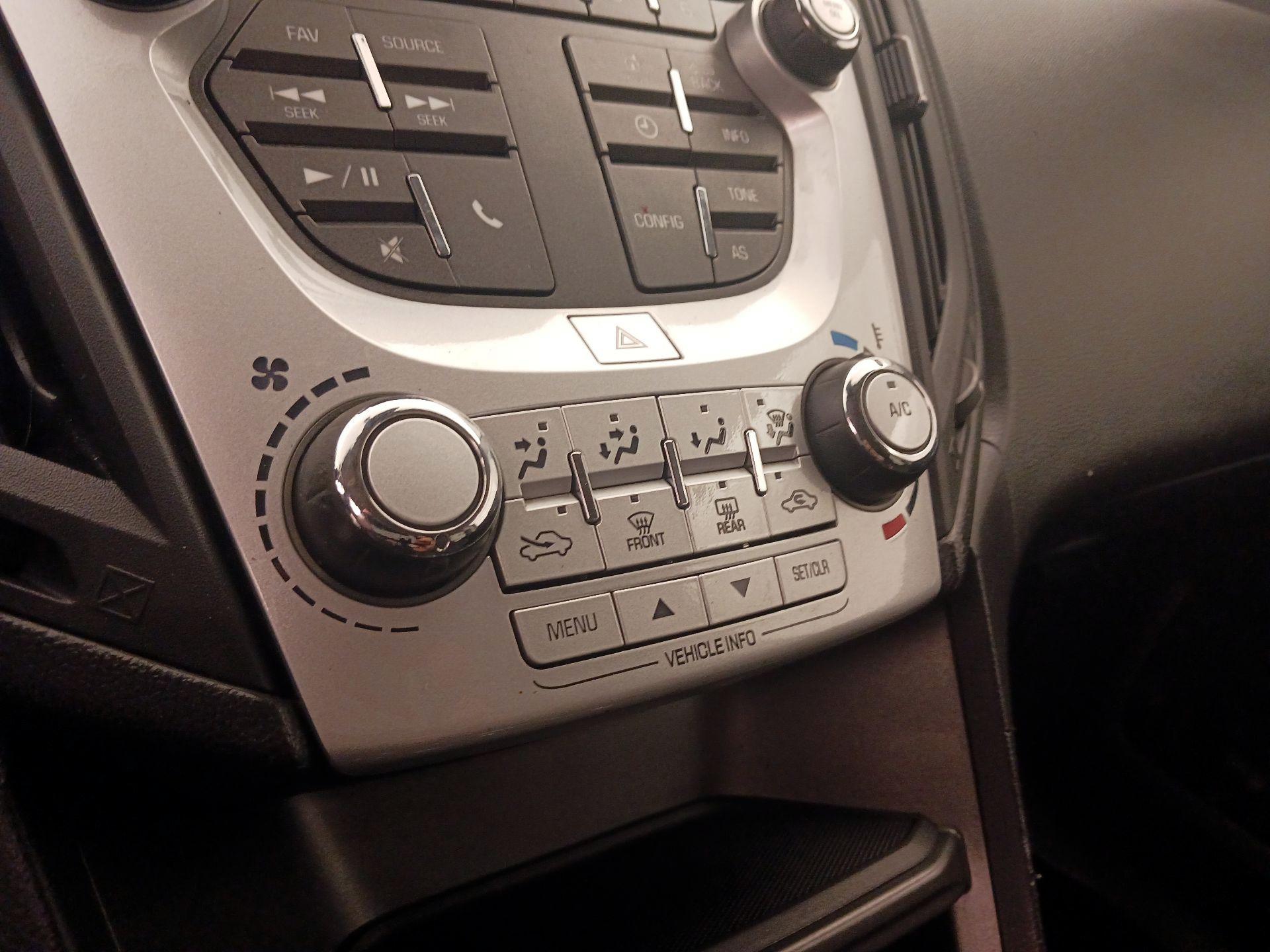 Thumbnail: 2016 Chevrolet Equinox - 15