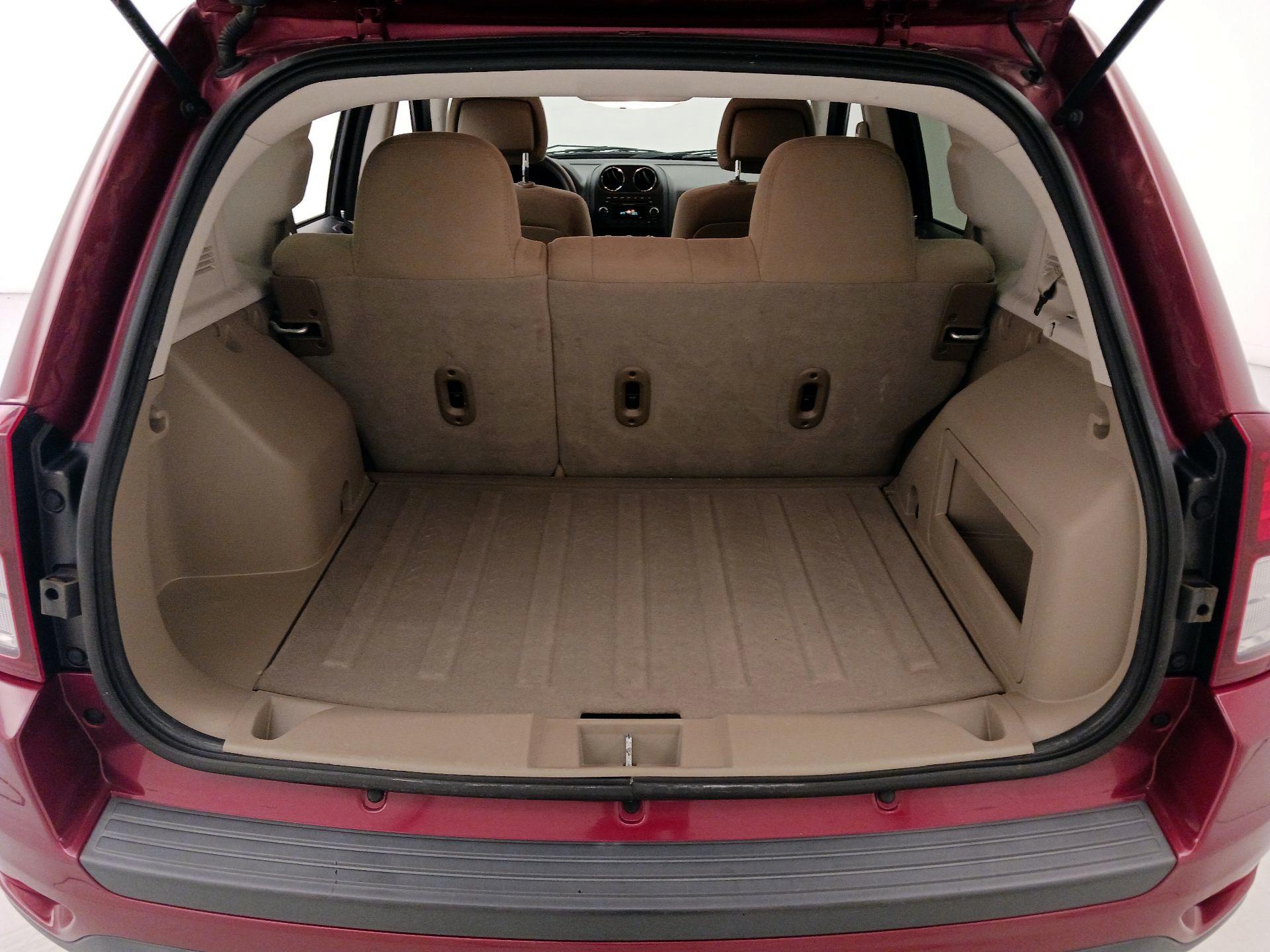 Thumbnail: 2015 Jeep Compass - 18