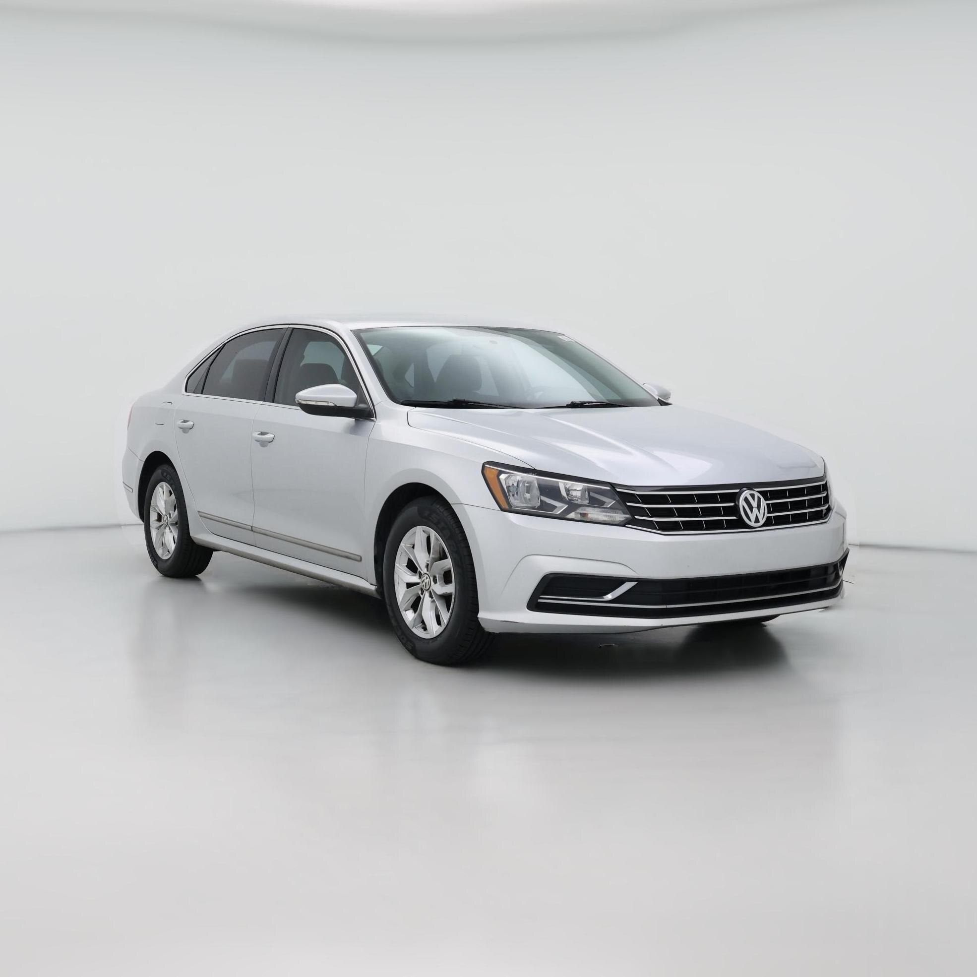 Thumbnail: 2016 Volkswagen Passat - 1