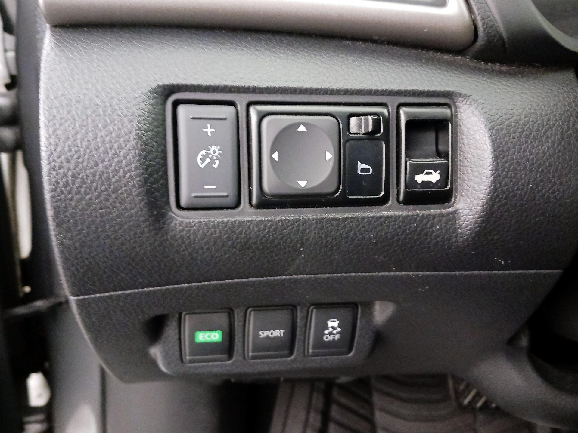 Thumbnail: 2014 Nissan Sentra - 13