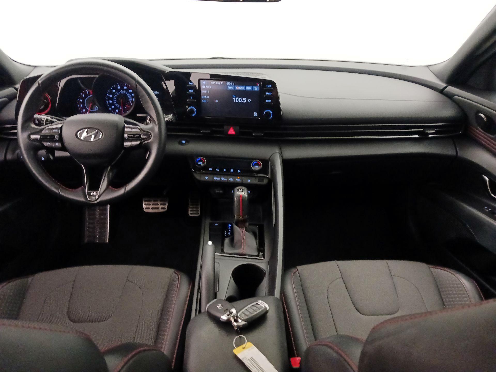 Thumbnail: 2022 Hyundai Elantra - 9