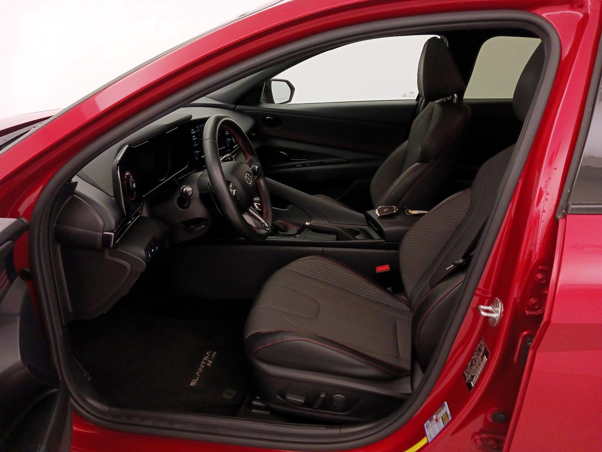 Thumbnail: 2022 Hyundai Elantra - 11