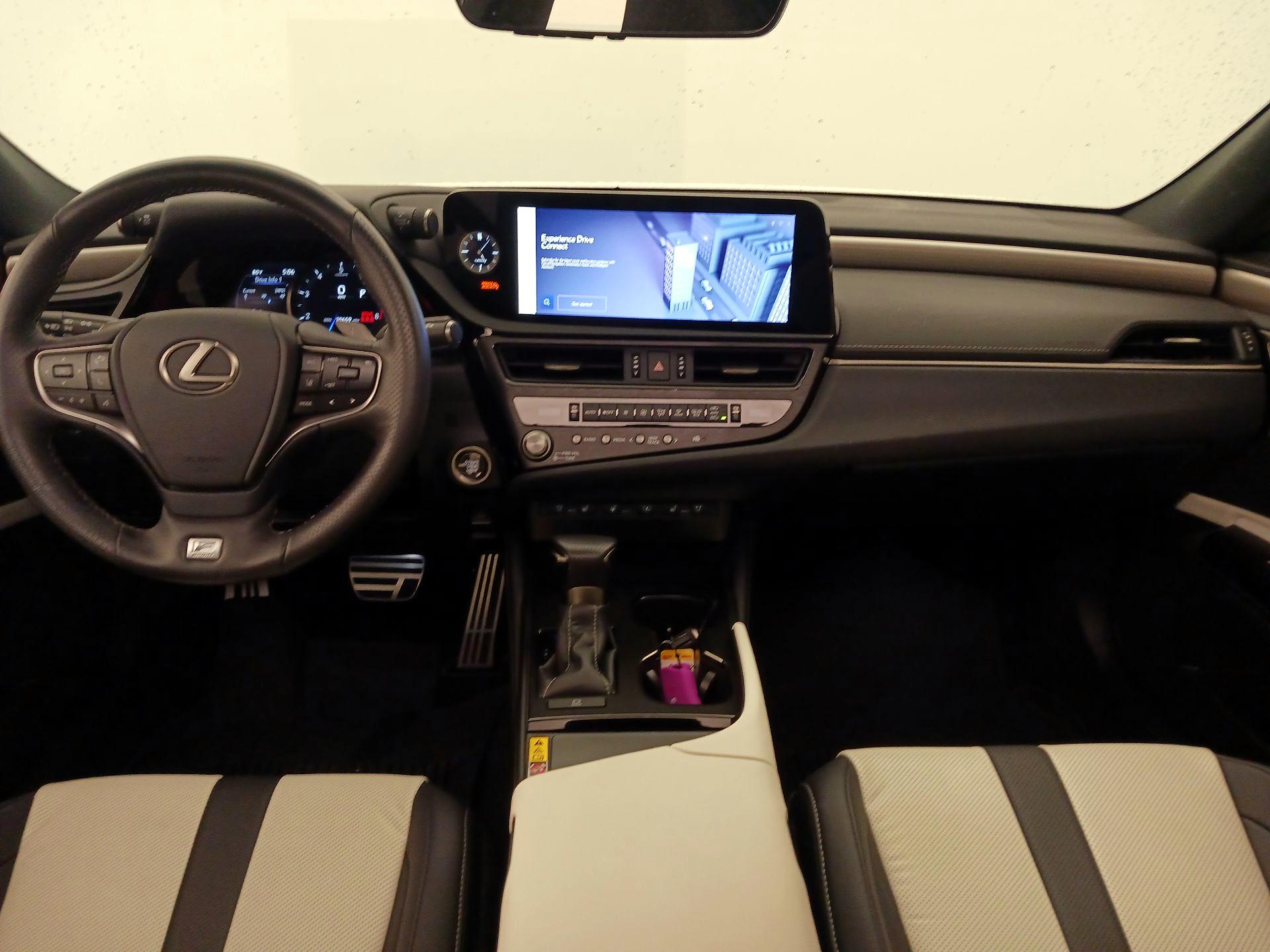 Thumbnail: 2023 Lexus ES - 9