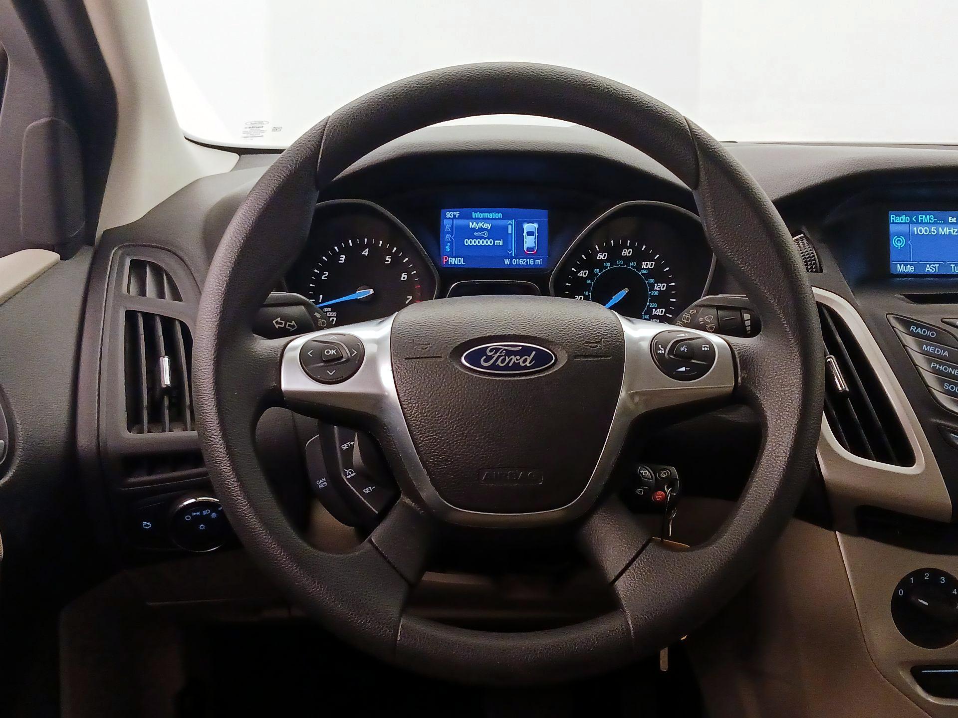 Thumbnail: 2014 Ford Focus - 10
