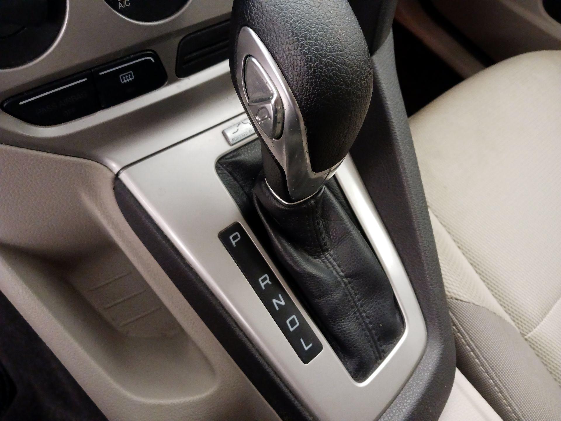 Thumbnail: 2014 Ford Focus - 16