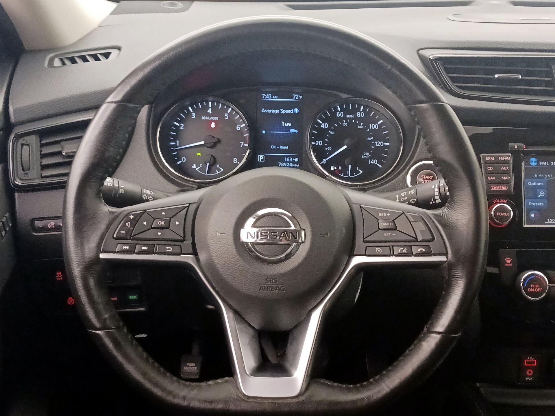 Thumbnail: 2017 Nissan Rogue - 10
