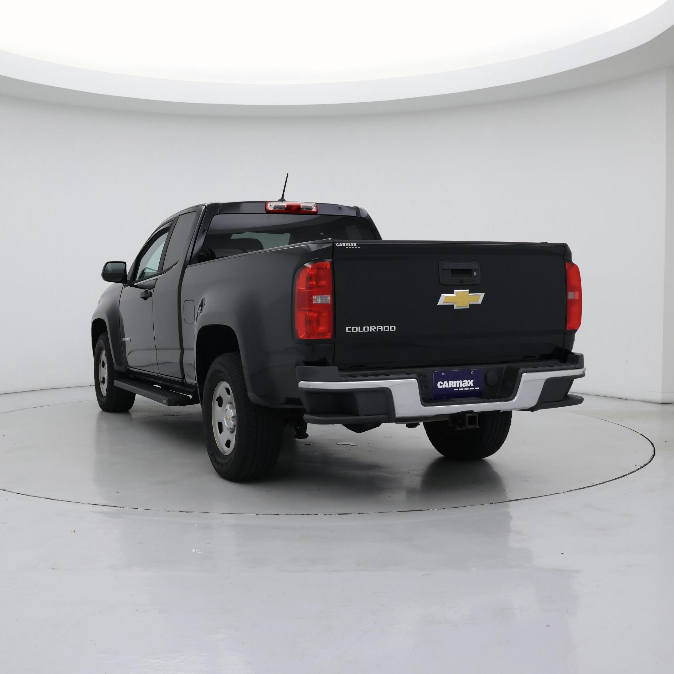 Thumbnail: 2017 Chevrolet Colorado - 2