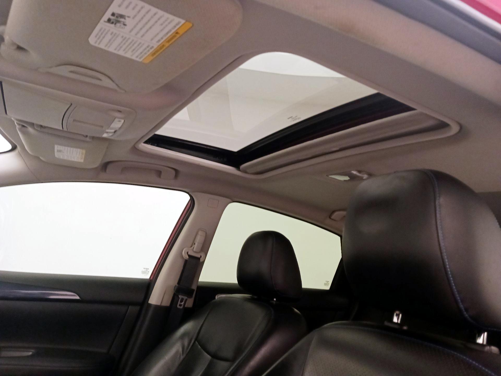 Thumbnail: 2016 Nissan Sentra - 20