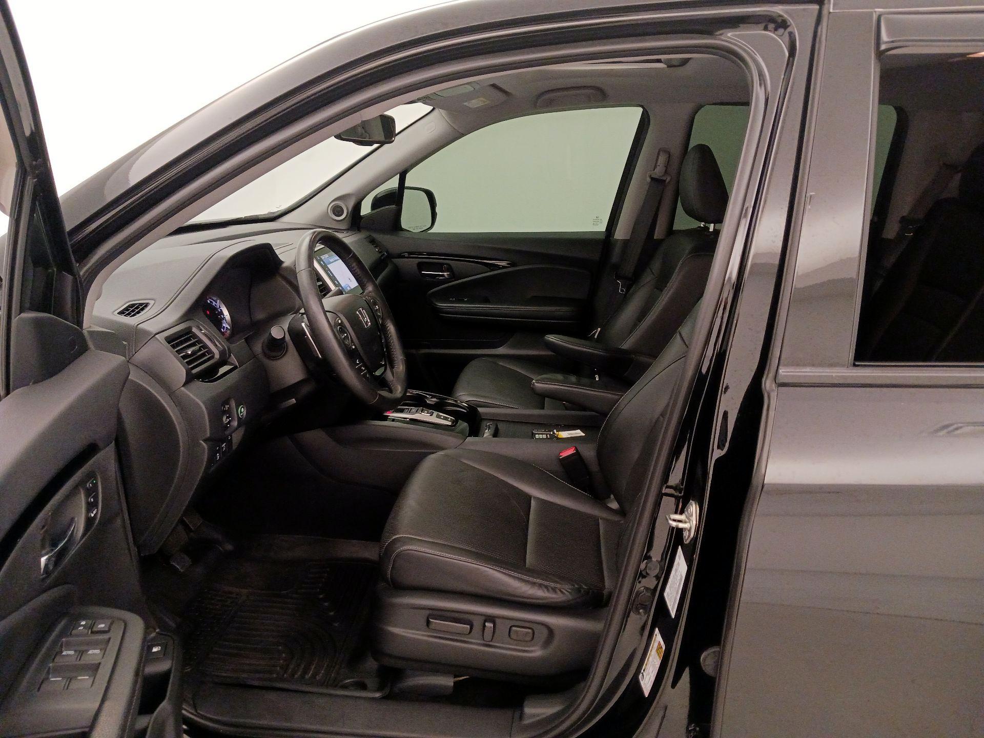 Thumbnail: 2020 Honda Ridgeline - 11