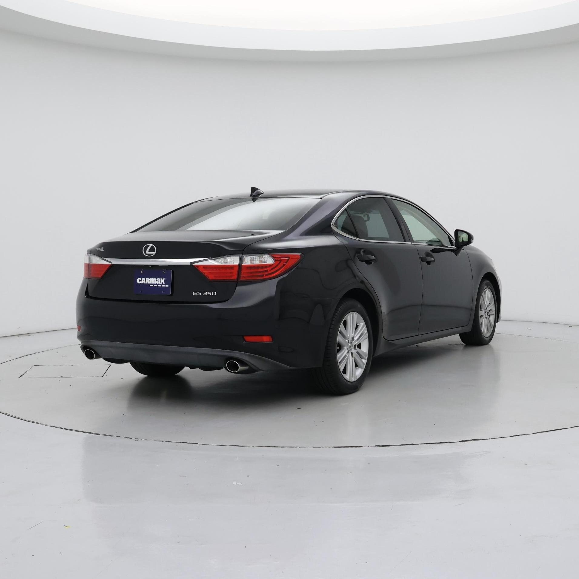 Thumbnail: 2015 Lexus ES - 8