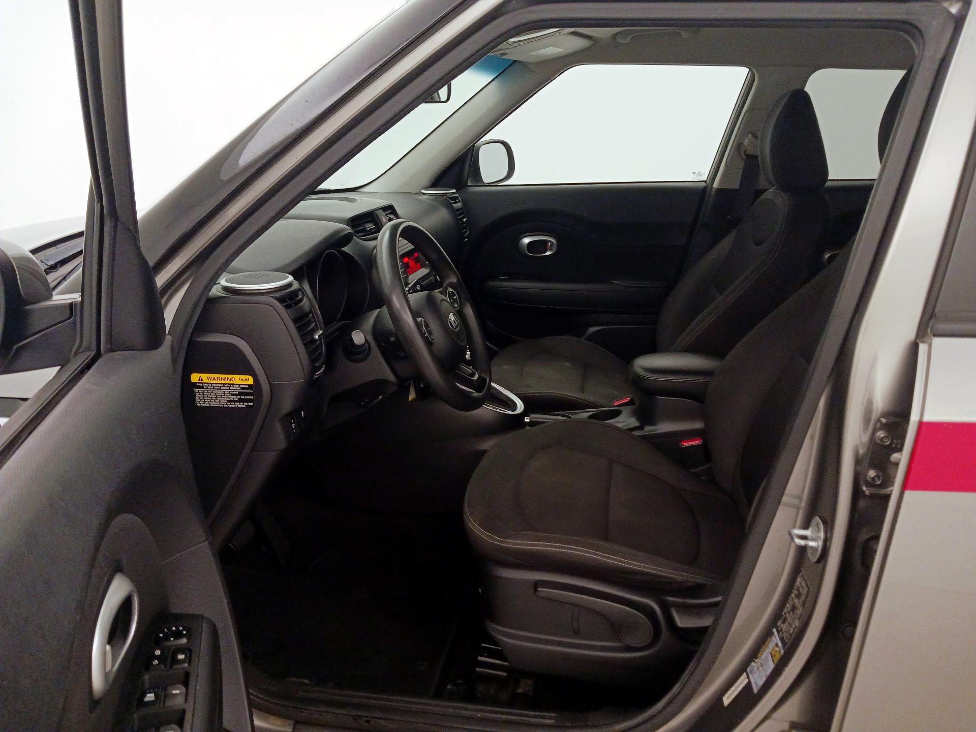 Thumbnail: 2015 Kia Soul - 11