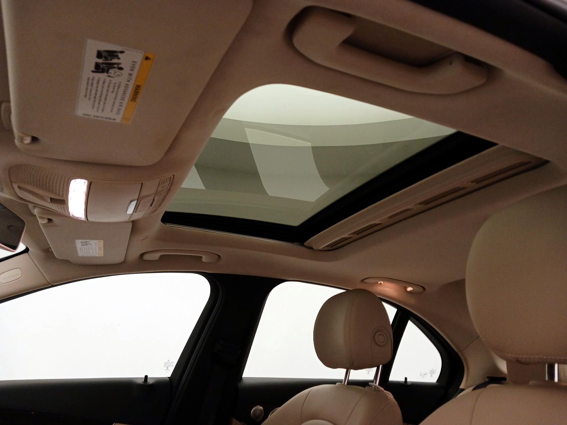 Thumbnail: 2020 Mercedes-Benz C-Class - 19