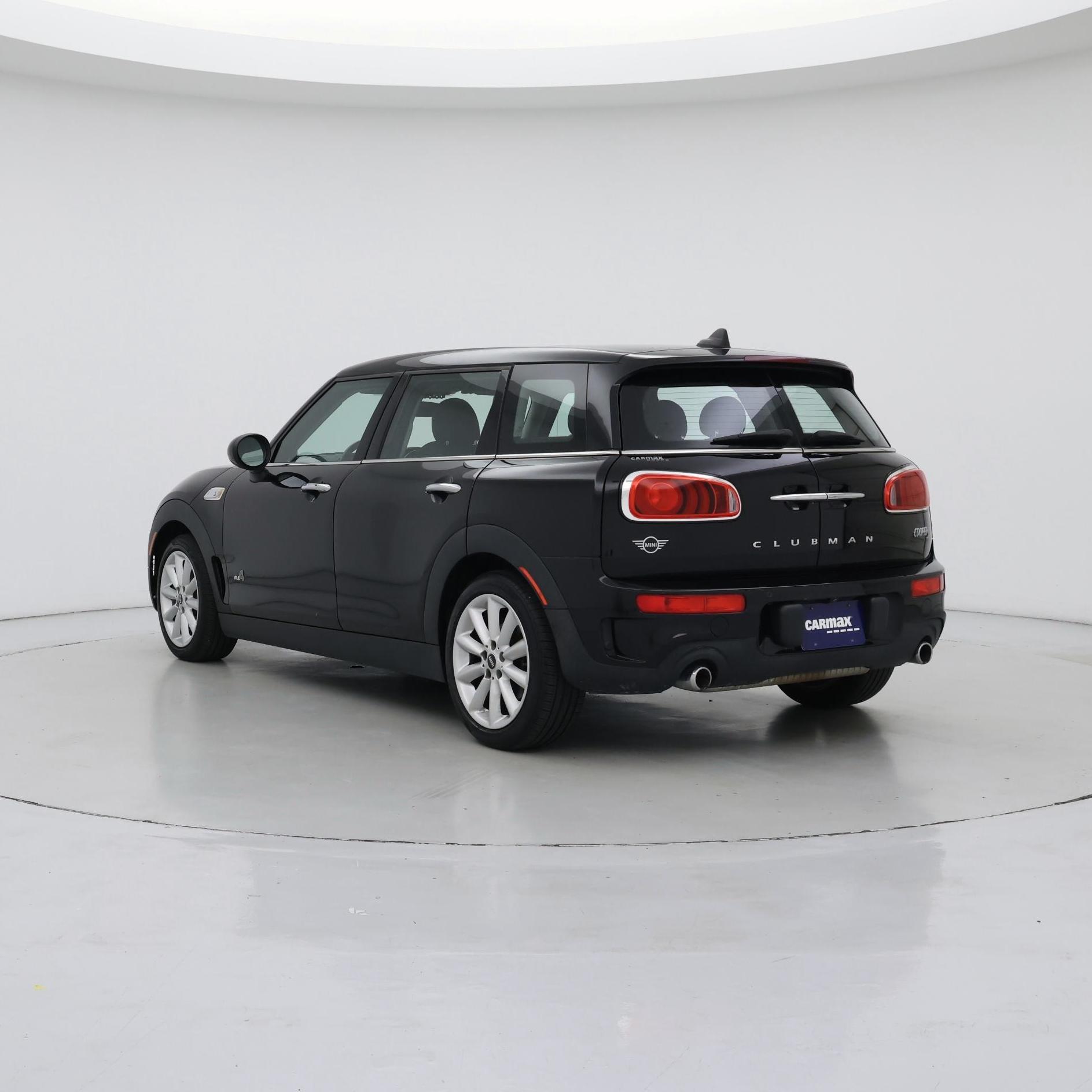 Thumbnail: 2019 MINI Cooper Clubman - 2