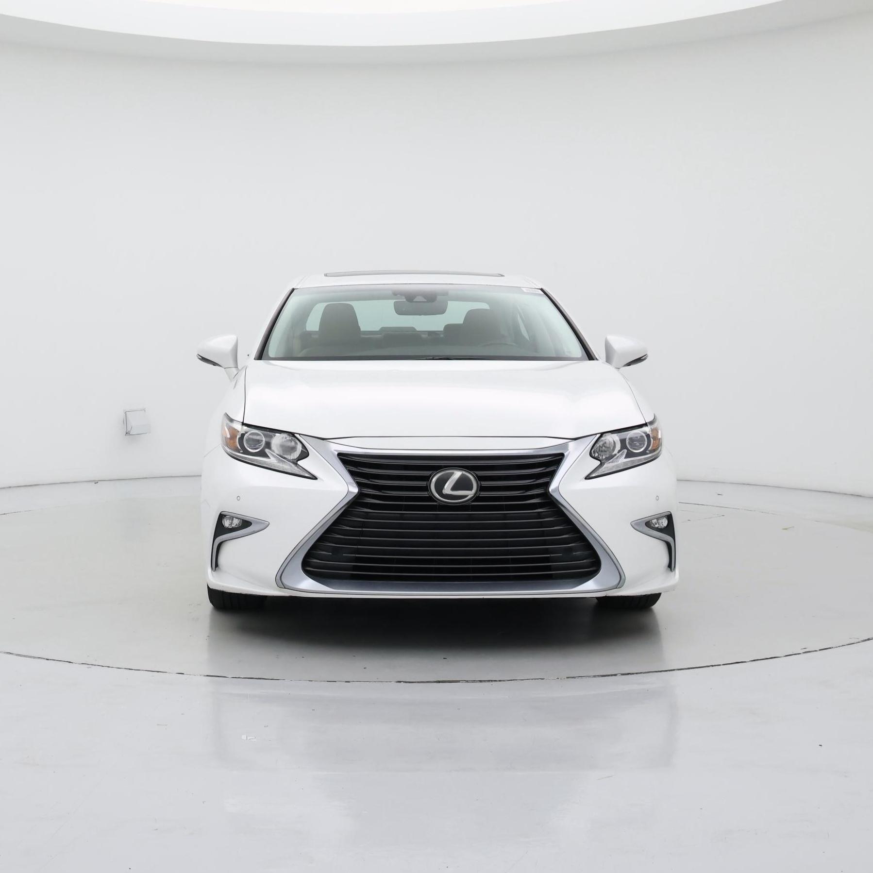 Thumbnail: 2017 Lexus ES - 5