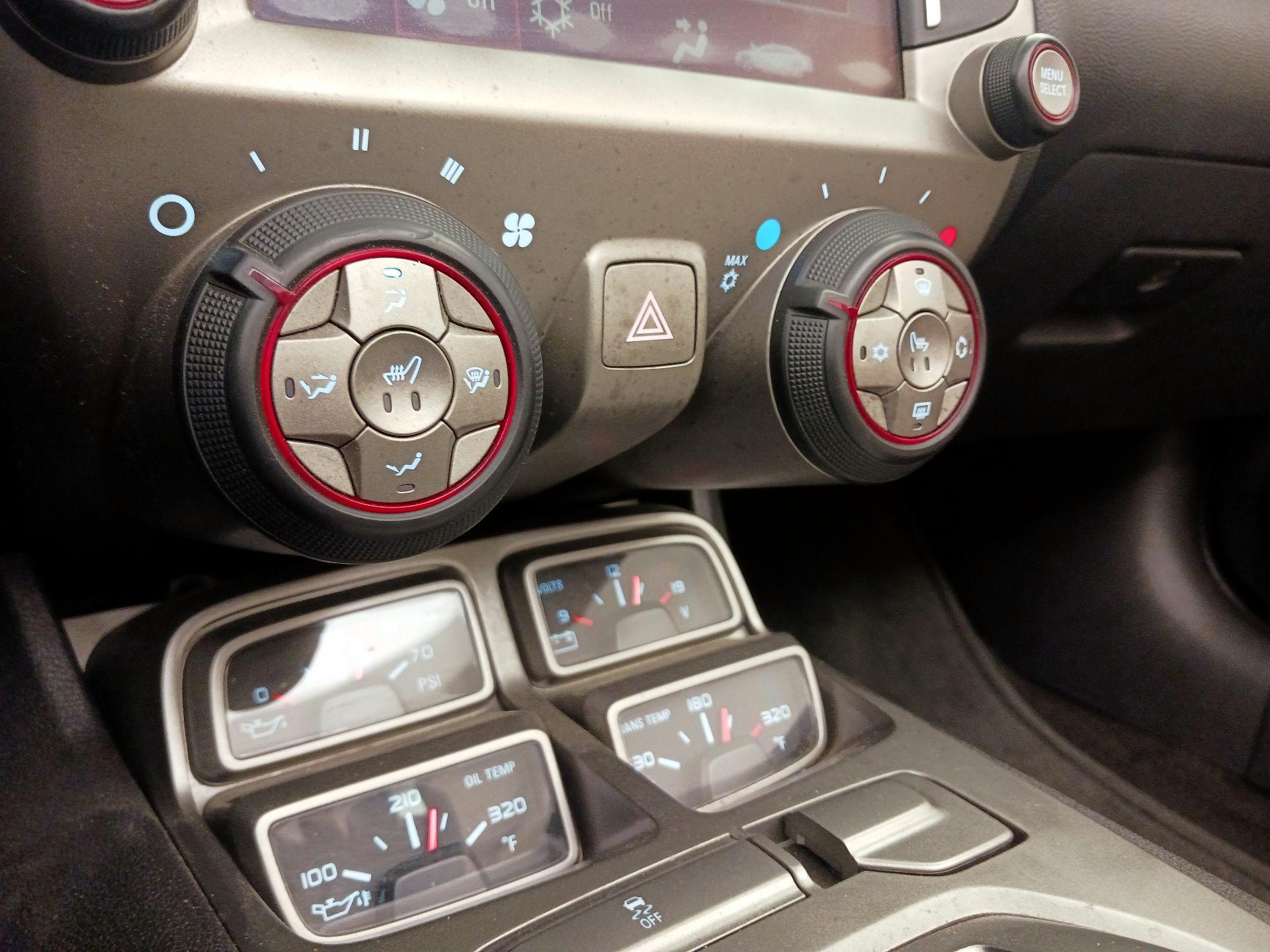 Thumbnail: 2014 Chevrolet Camaro - 16