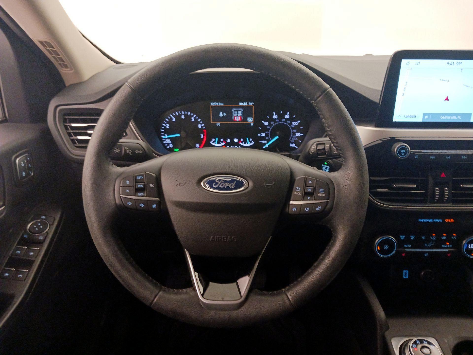 Thumbnail: 2020 Ford Escape - 10
