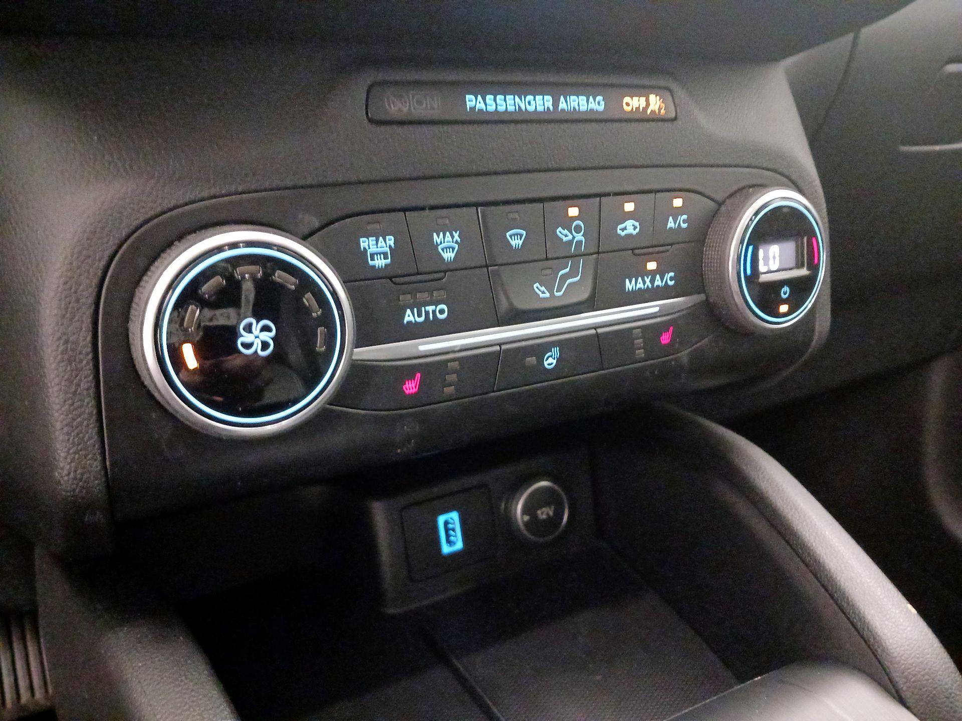 Thumbnail: 2020 Ford Escape - 17