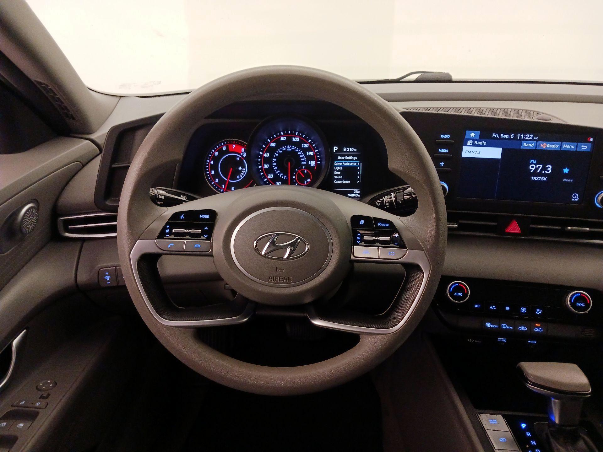 Thumbnail: 2021 Hyundai Elantra - 10