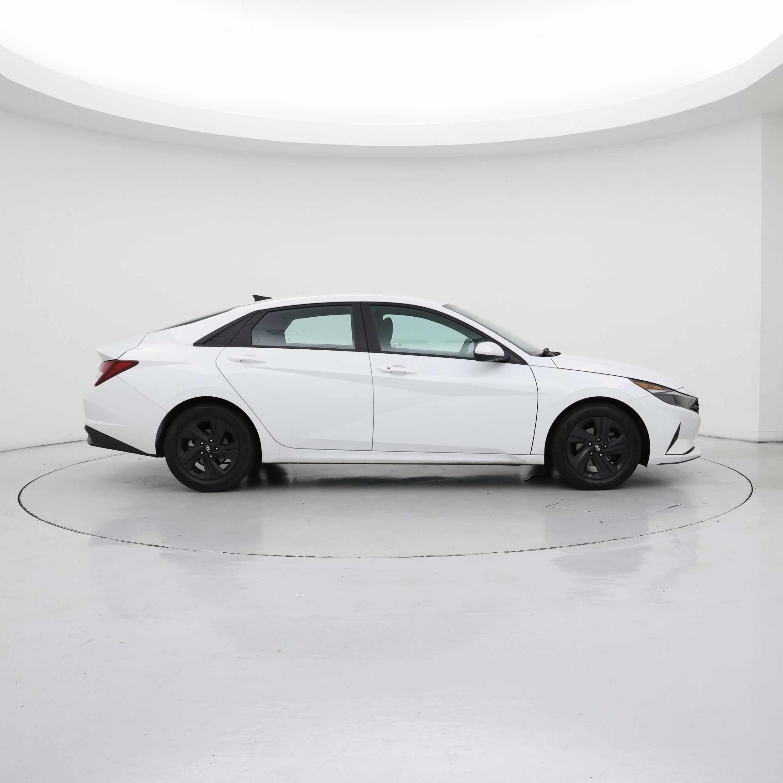 Thumbnail: 2021 Hyundai Elantra - 7