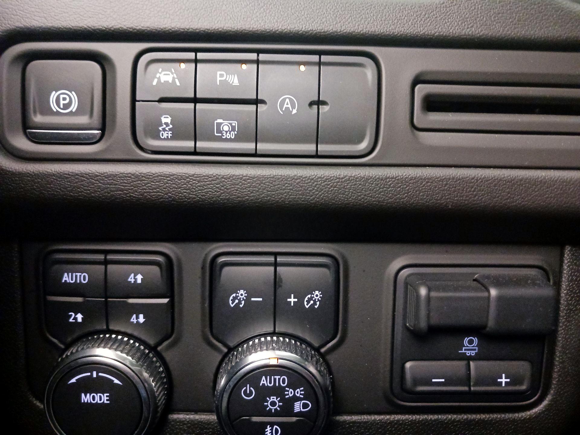 Thumbnail: 2024 GMC Yukon - 13