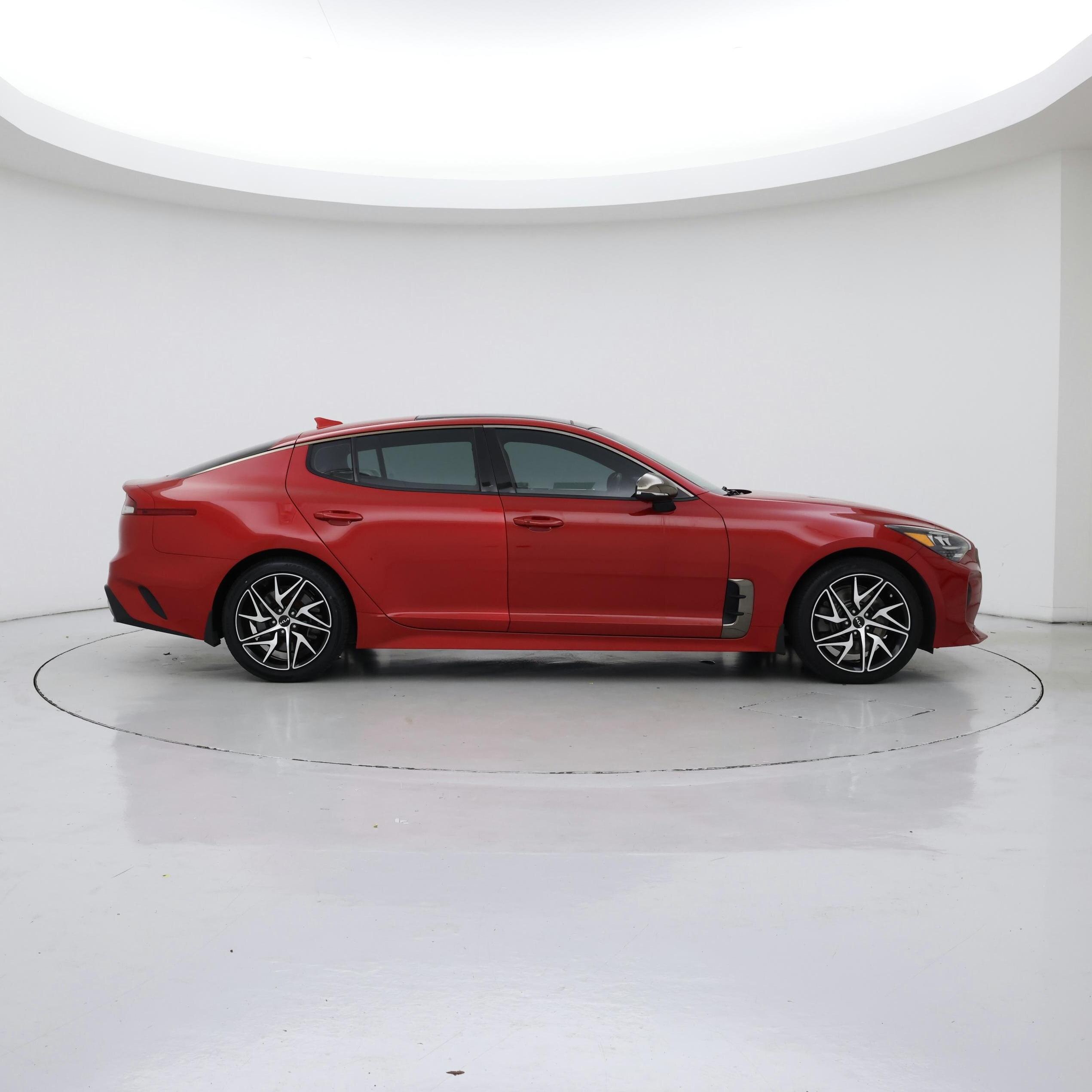 Thumbnail: 2023 Kia Stinger - 7