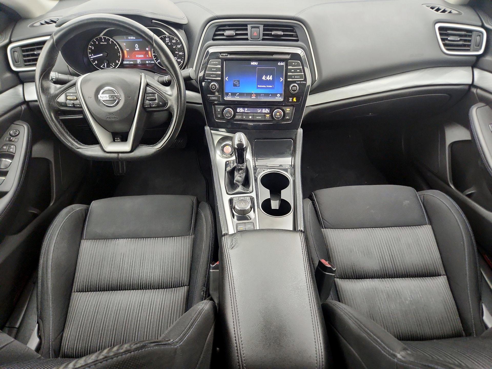 Thumbnail: 2017 Nissan Maxima - 9