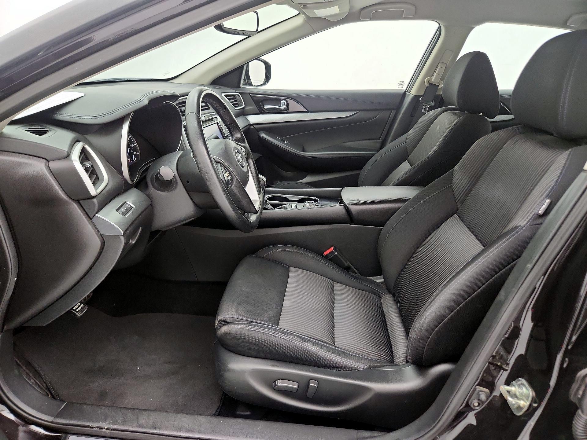 Thumbnail: 2017 Nissan Maxima - 11