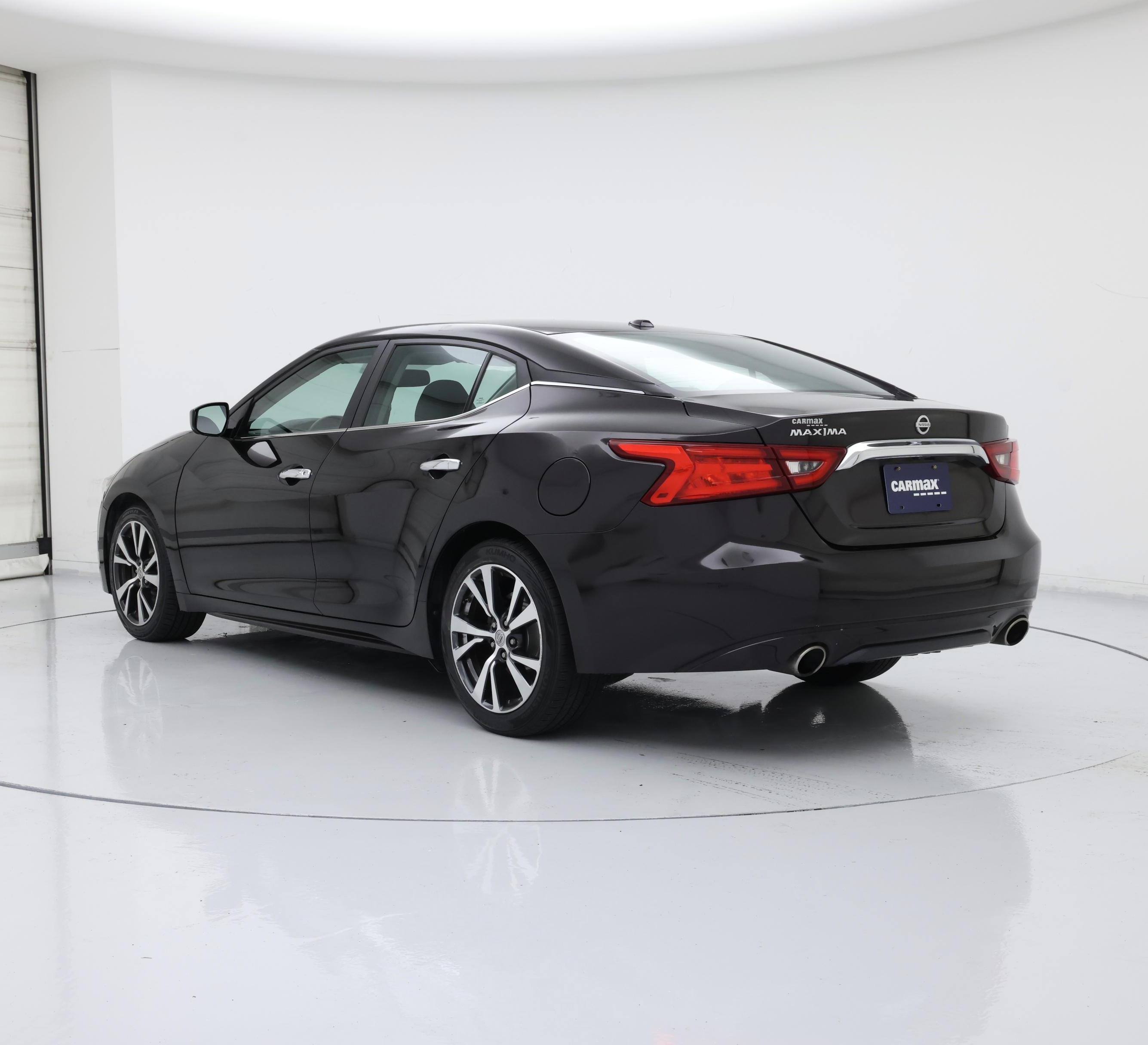 Thumbnail: 2017 Nissan Maxima - 2