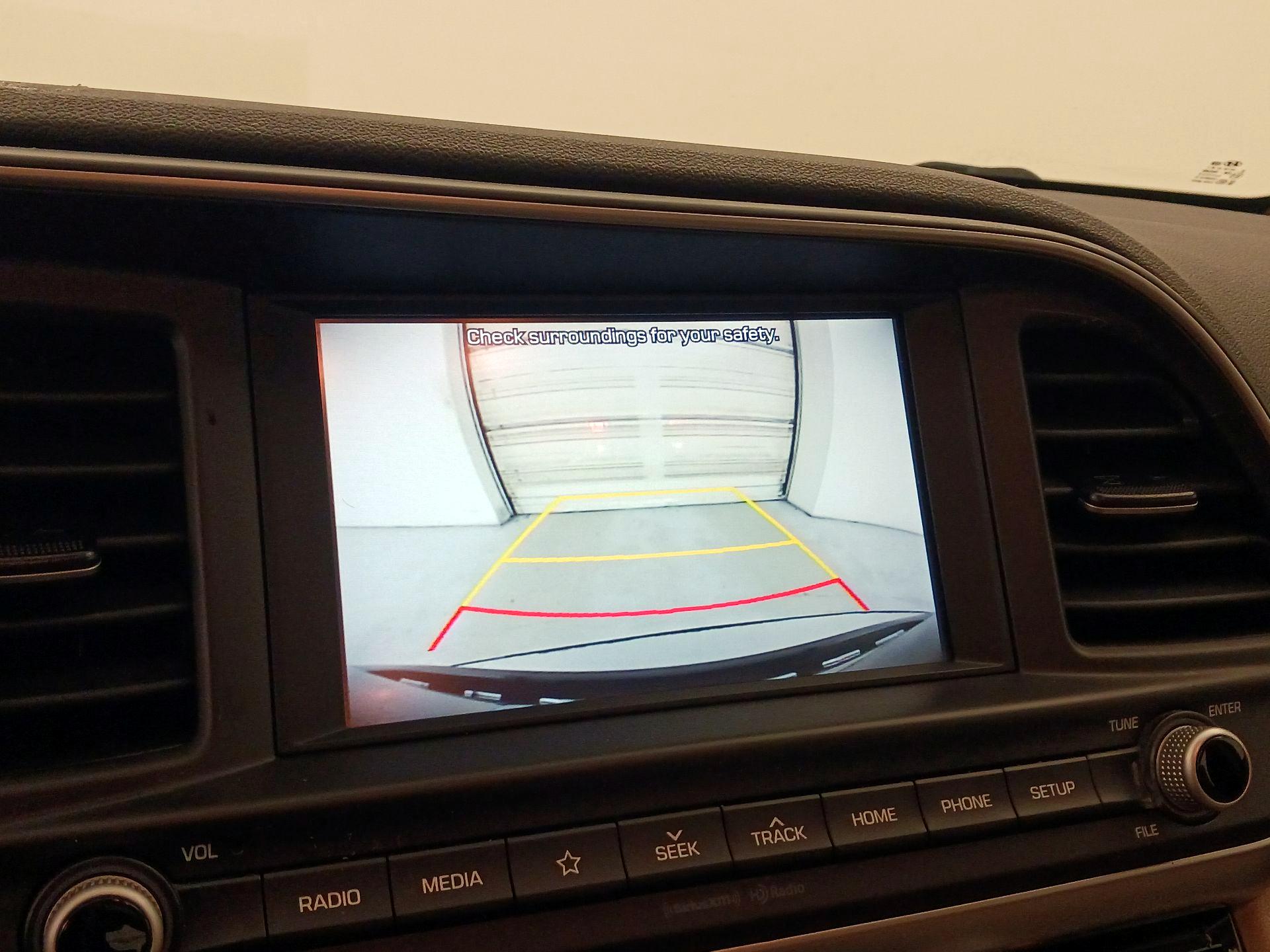 Thumbnail: 2020 Hyundai Elantra - 14