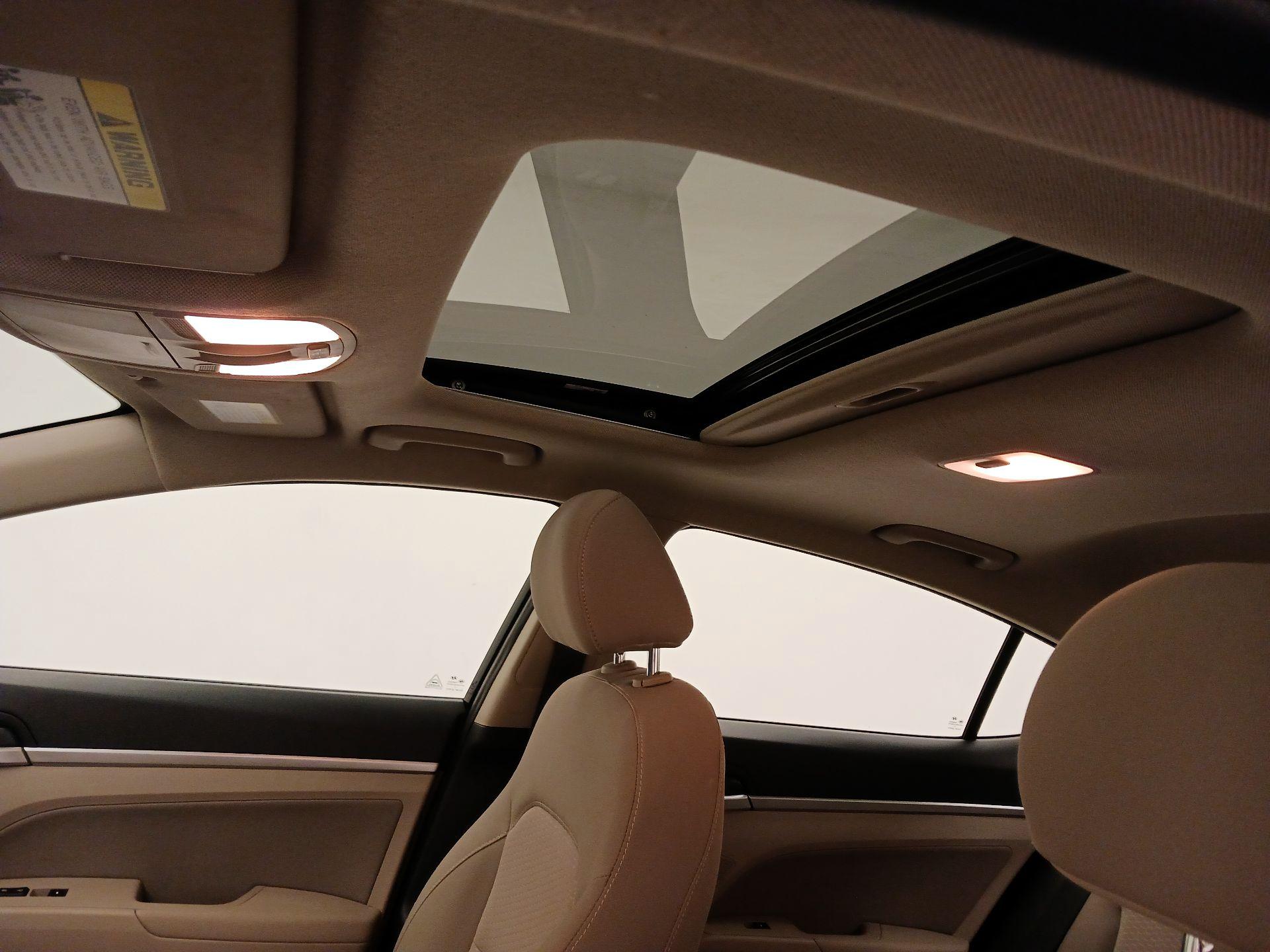 Thumbnail: 2020 Hyundai Elantra - 19