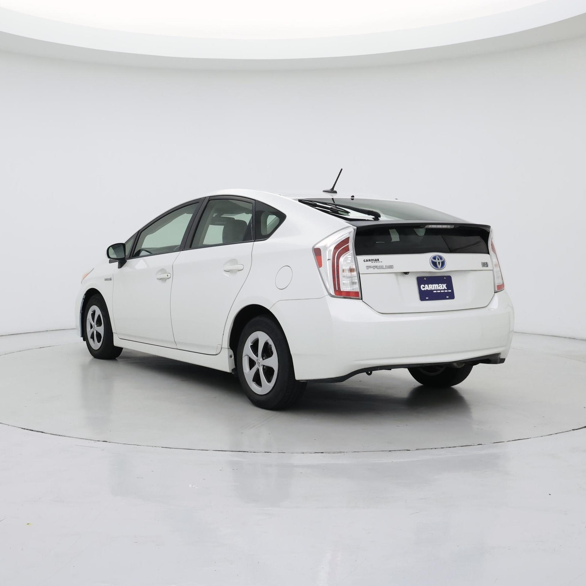 Thumbnail: 2014 Toyota Prius - 2