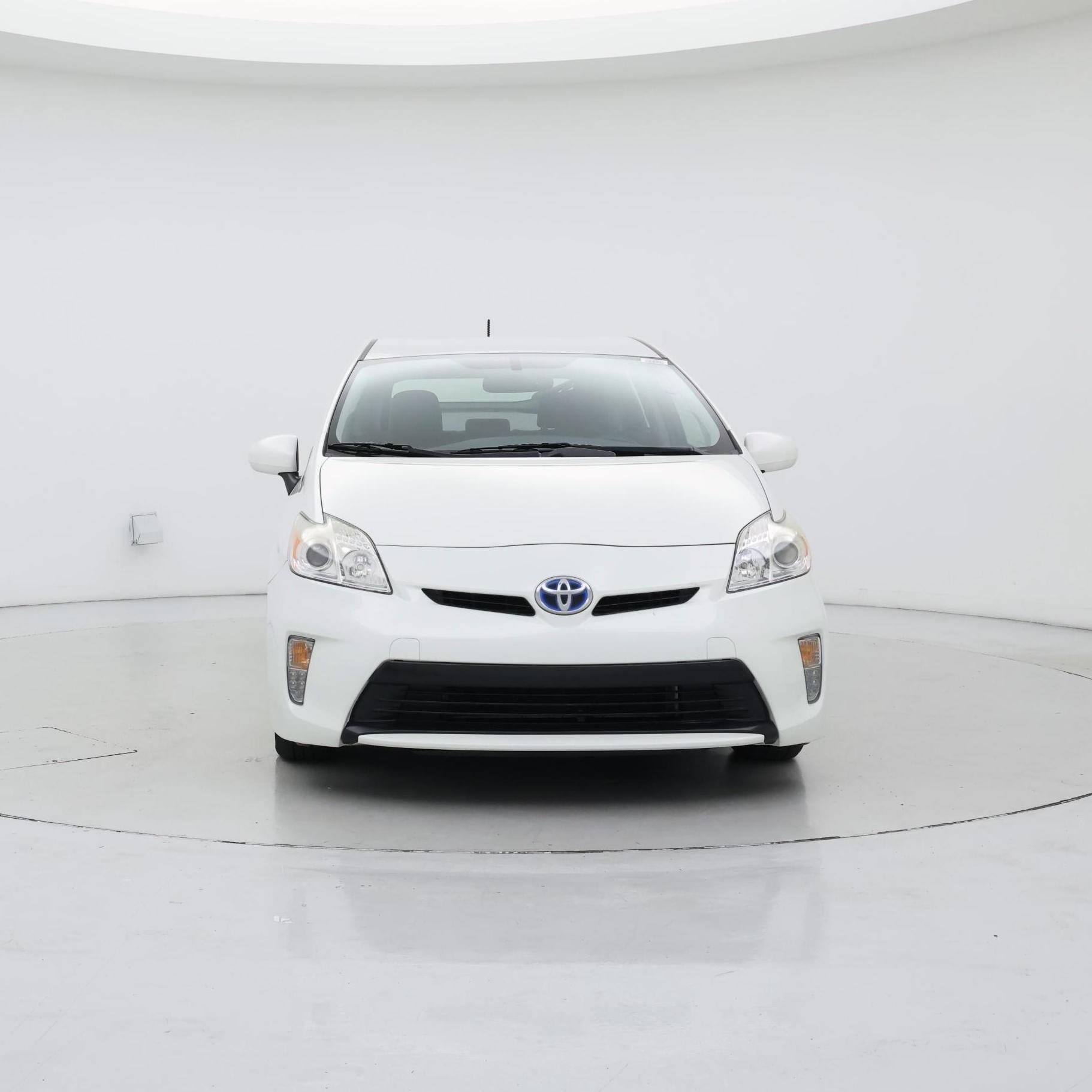 Thumbnail: 2014 Toyota Prius - 5