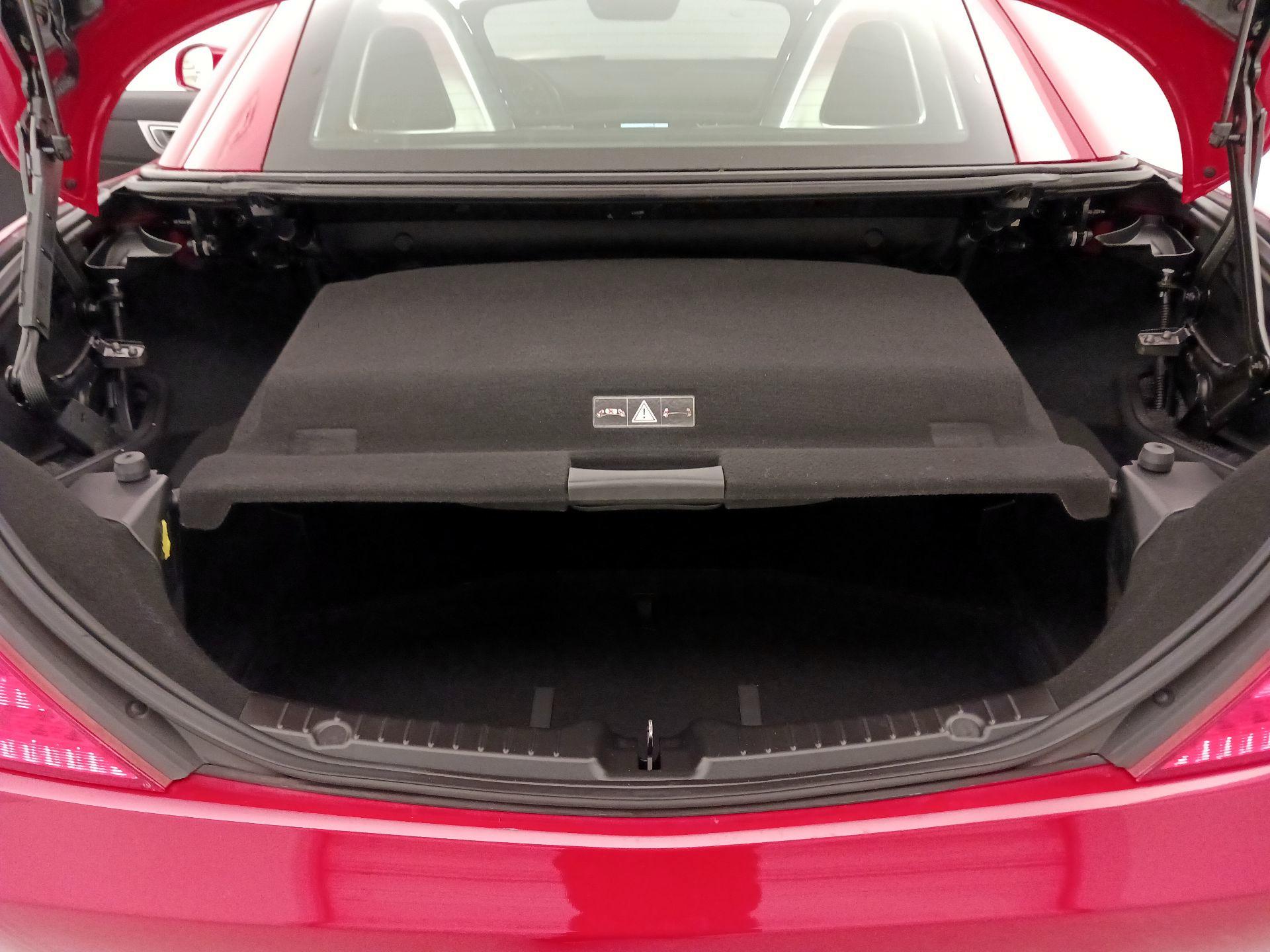 Thumbnail: 2016 Mercedes-Benz SLK - 19