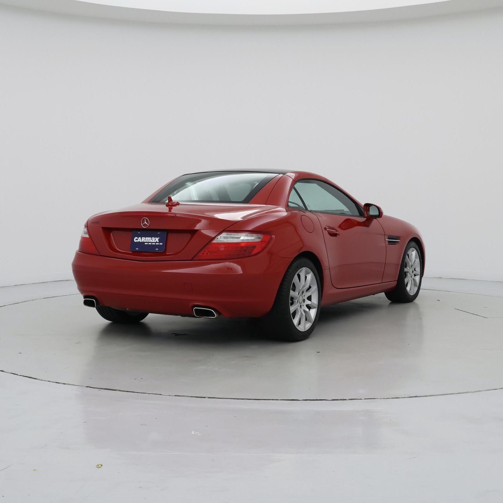 Thumbnail: 2016 Mercedes-Benz SLK - 8