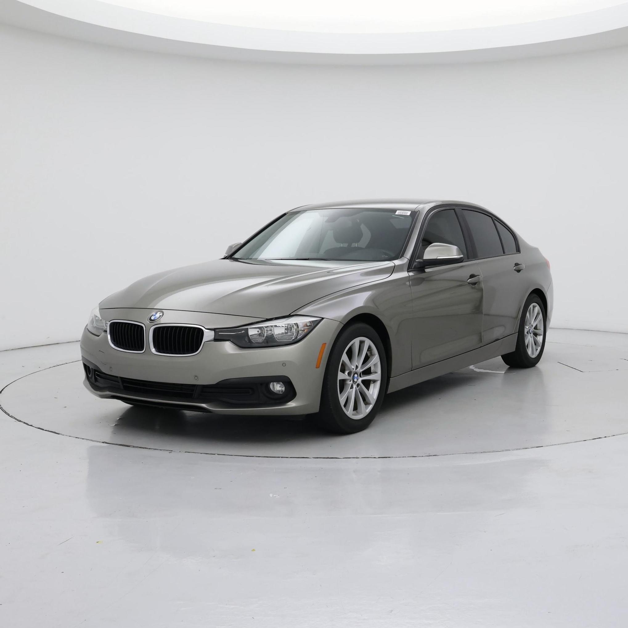 Thumbnail: 2016 BMW 3 Series - 4