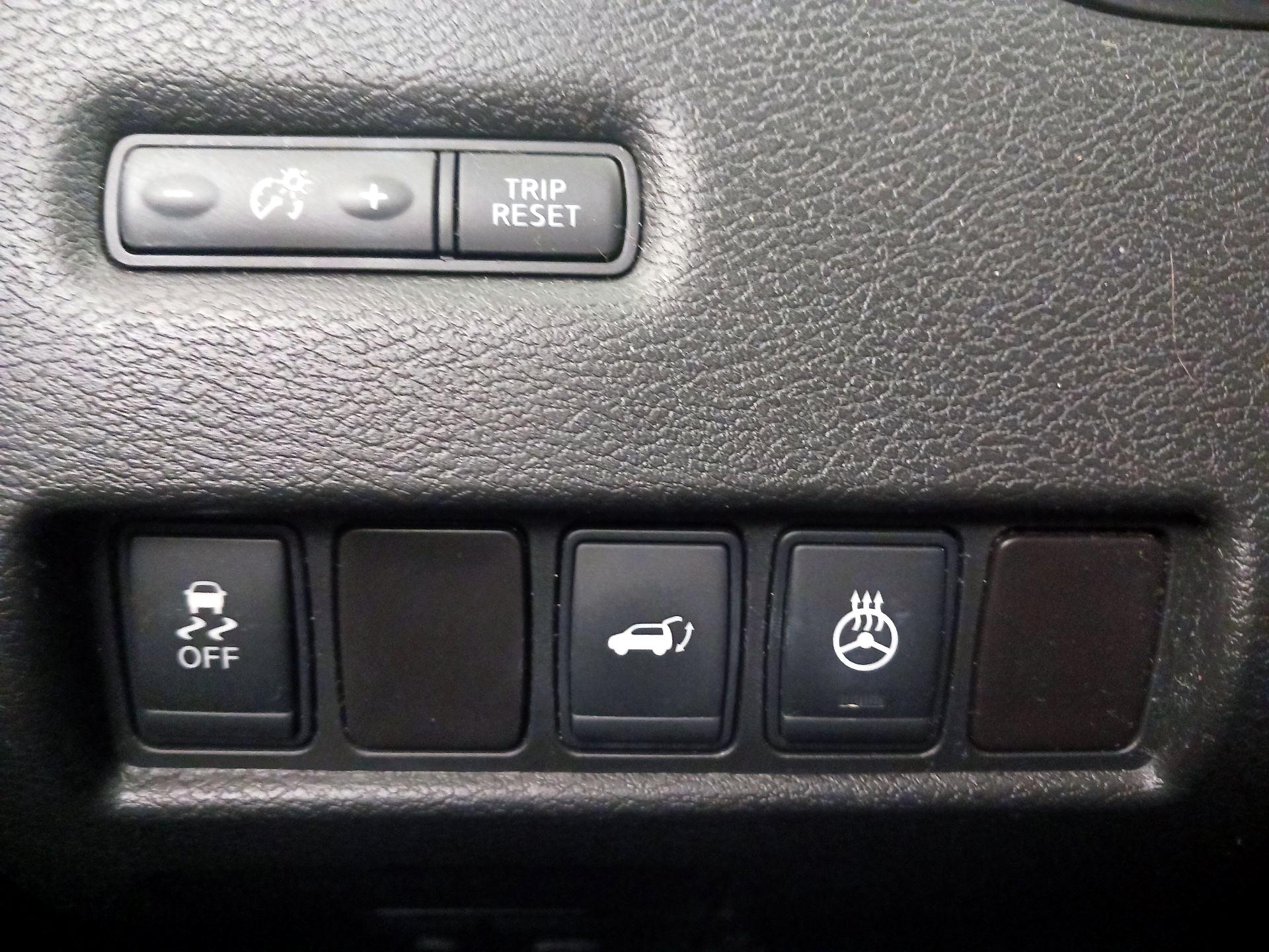 Thumbnail: 2015 Nissan Murano - 13
