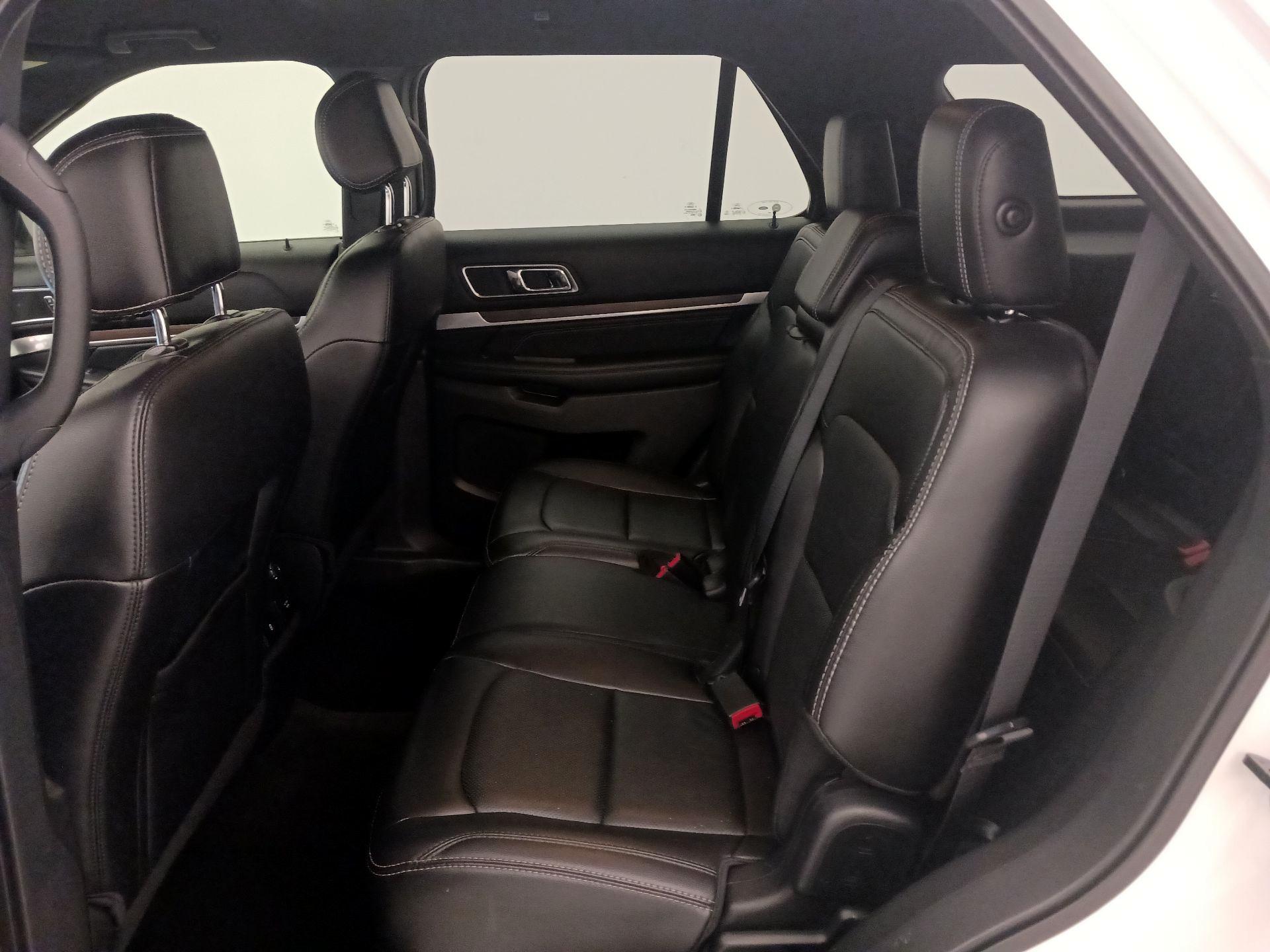 Thumbnail: 2017 Ford Explorer - 20