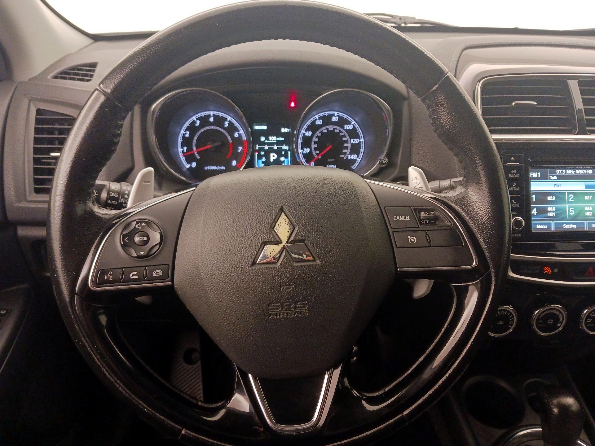 Thumbnail: 2017 Mitsubishi Outlander Sport - 10
