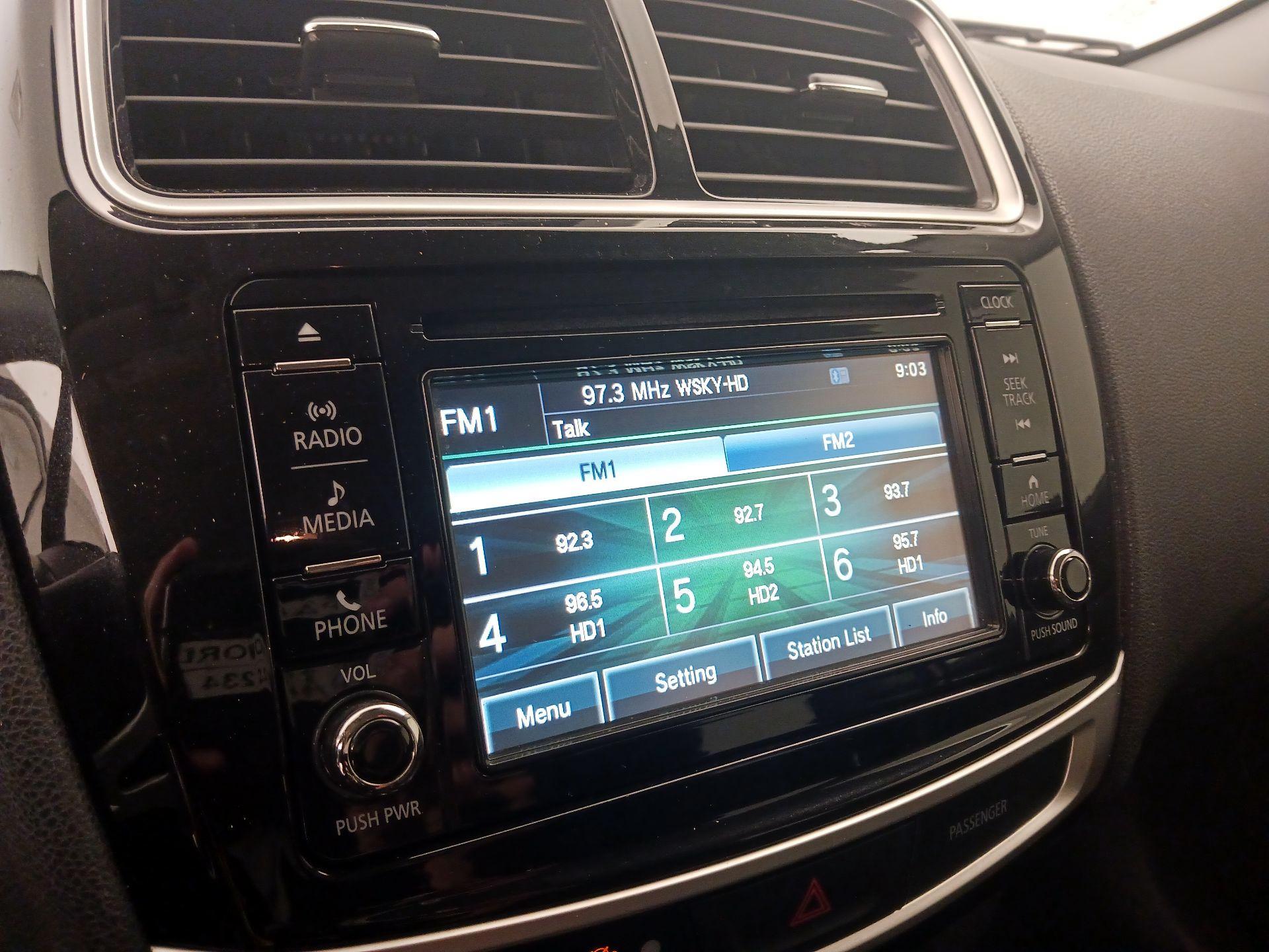 Thumbnail: 2017 Mitsubishi Outlander Sport - 15